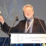 Als Mitglied der KBV-Vertreterversammlung hat FÄ-Vizevorsitzender Dr. Axel Brunngraber bereits an vorbereitenden Beschlüssen mitgewirkt 